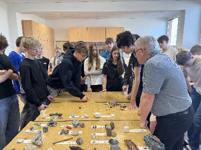 workshop s horninami a minerály