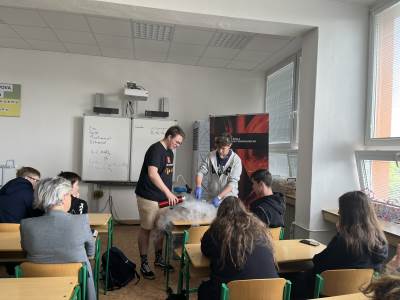 Hodina moderní chemie